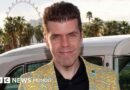 El bloguero Perez Hilton se recupera en un hospital tras informes de que se autolesionó durante una transmisión en vivo - BBC News Mundo