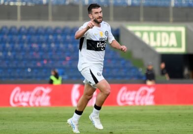 Tim Payne en el estadio Defensores del Chaco de Asunción, el 2 de agosto de 2026. 