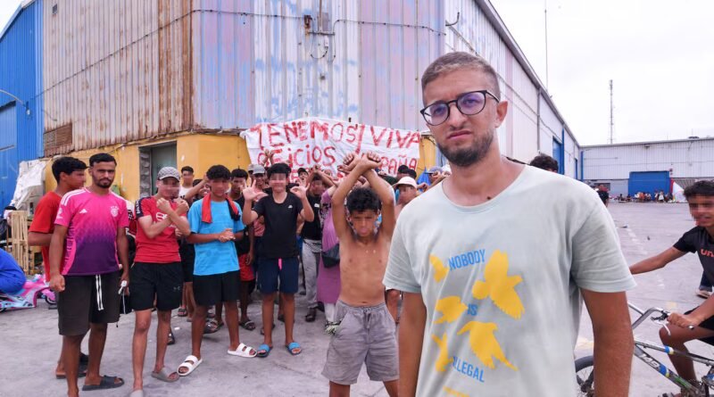 El diario de Mohamed tras 15 días malviviendo en Ceuta, en busca de comida y lugar para dormir
