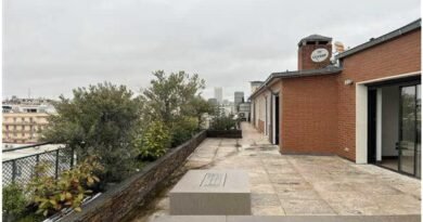 El encargo del Gobierno de Ayuso a la inmobiliaria de lujo que vendió el ático: “Entre 250 y 400 metros y una gran terraza”