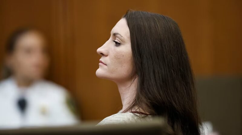 El juicio a la mujer que mató a sus tres hijos concluye con un alegato de la defensa a favor de su absolución: “Perdió la razón”