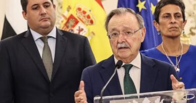 El presidente de Ceuta eleva el tono contra el Gobierno y amenaza con acudir a la justicia si no resuelve la crisis en 30 días 
