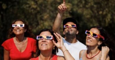 En vivo: Inicia la cuenta regresiva en España para vivir un eclipse solar total único en más de un siglo - BBC News Mundo