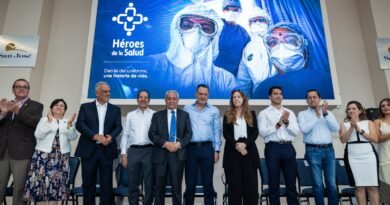 Encabeza Gobernador Homenaje a Héroes de la Salud de Querétaro - RR Noticias