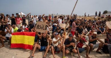 España mantendrá intacta su estrategia con Marruecos pese a las críticas por la crisis de Ceuta