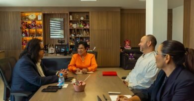 Fiscal se reúne con la titular de la Secretaría de Salud - RR Noticias