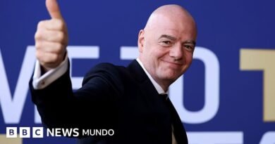 Infantino pide disculpas por “los errores cometidos”, pero se mantiene como presidente de la FIFA – BBC News Mundo Infantino pide disculpas por
