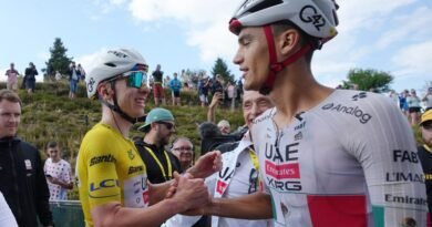 Isaac del Toro firmó un contrato millonario con UAE Team Emirates, pero el Tour de Francia sigue teniendo otro dueño. - RR Noticias