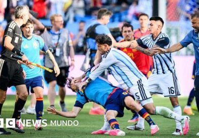 La FIFA sanciona con 10 partidos al argentino Leandro Paredes por el altercado con jugadores de España tras la final del Mundial 2026 - BBC News Mundo