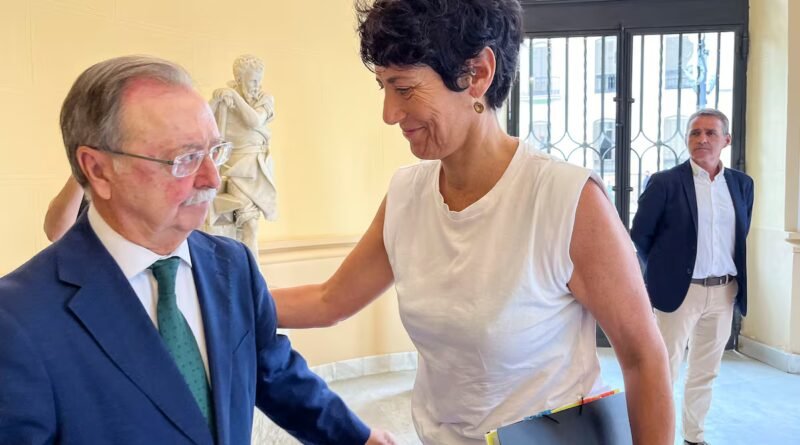 La Moncloa y Ceuta pactan espacios para encarrilar la crisis humanitaria en medio de una gran tensión política