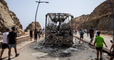 La crisis migratoria de Ceuta abre grietas entre los partidos de Marruecos que exigen una investigación por las muertes