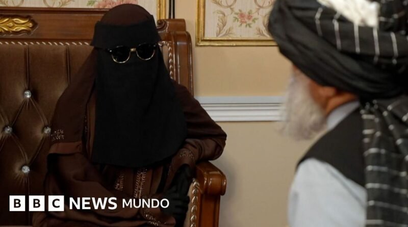 La joven de 18 años que lucha por divorciarse en el régimen talibán - BBC News Mundo