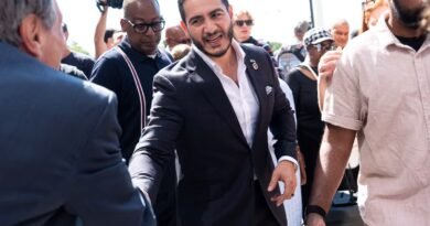 La ‘ola Mamdani’ se extiende por EE UU con Abdul El-Sayed, que aspira a ser el primer senador musulmán