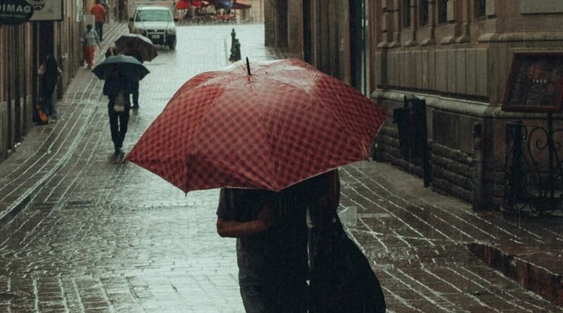 Lluvias intensas y calor extremo marcarán el clima de este sábado en varios estados - RR Noticias