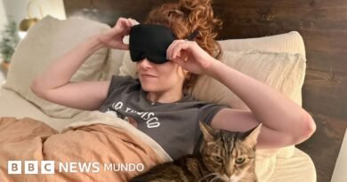Los hábitos de sueño que te pueden ayudar a despertarte sin alarma - BBC News Mundo