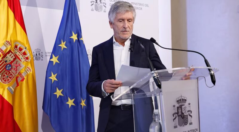 Marlaska insiste en que el CNI no alertó de una llegada masiva de migrantes a Ceuta