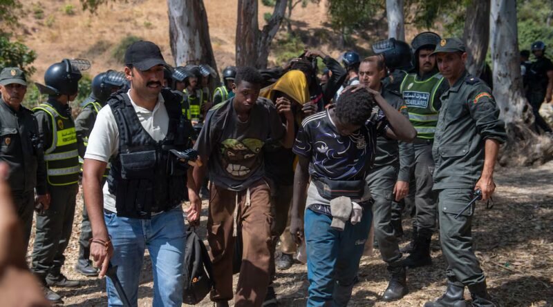 Marruecos exhibe su máxima fuerza como guardián de la frontera ceutí