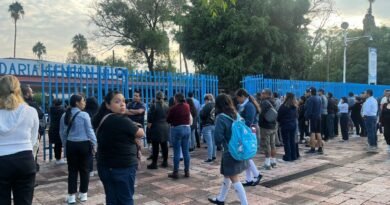 Más de 350 mil estudiantes regresaron a clases en Querétaro - RR Noticias