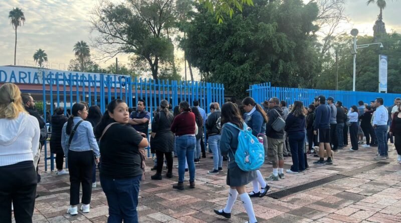 Más de 350 mil estudiantes regresaron a clases en Querétaro - RR Noticias