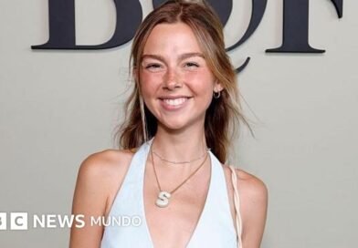 Muere a los 26 años Sydney Towle, la estrella de TikTok que compartió su experiencia de lucha contra el cáncer  - BBC News Mundo
