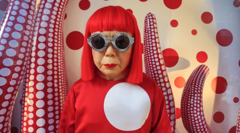 Muere a los 97 años Yayoi Kusama, la artista que convirtió los lunares en exponente de la psicodelia