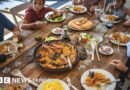 Nos estamos equivocando con los horarios de las comidas: esta es la mejor hora para cenar, según la ciencia - BBC News Mundo