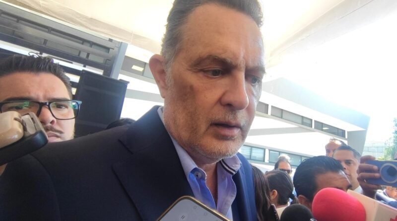 Pide Kuri concluir obras en la carretera 57 por afectaciones a empresas queretanas - RR Noticias