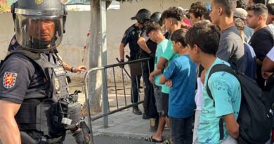Policías rechazan las acusaciones de maltrato a migrantes en Ceuta lanzadas por una organización marroquí