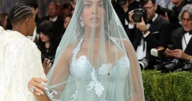 Por qué Georgina y Cristiano fueron de Gucci en su boda: el diseñador Demna Gvasalia dice que fue un sueño vestirles