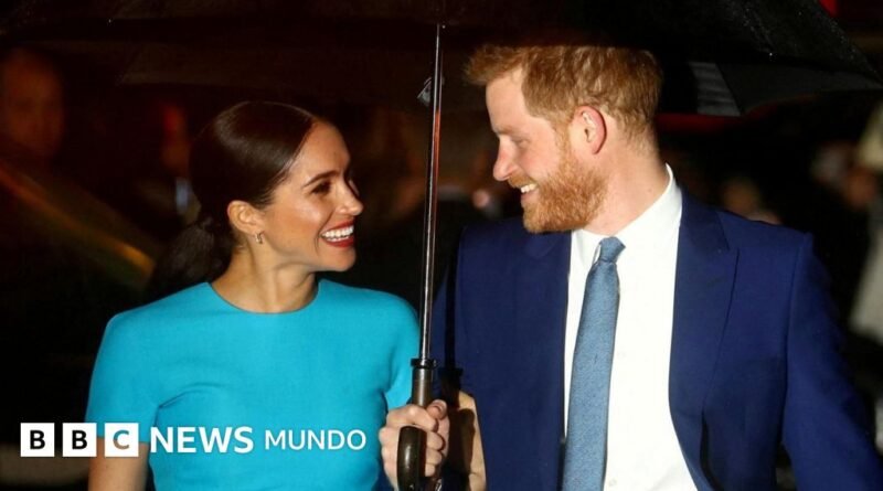 Por qué ahora y otras 4 preguntas sobre el regreso de Harry y Meghan a Reino Unido - BBC News Mundo