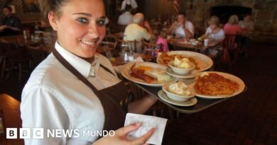 Por qué algunos restaurantes de EE.UU. están prohibiendo las propinas - BBC News Mundo