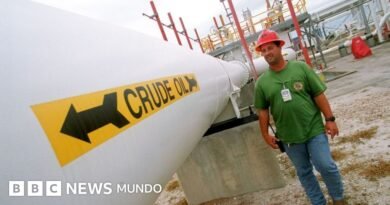 Qué es la reserva estratégica de petróleo de EE.UU. y por qué está en su nivel más bajo desde 1983 - BBC News Mundo