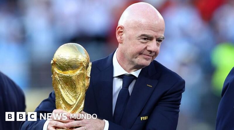 Quién es Gianni Infantino y cómo llegó a ser el hombre más poderoso (y polémico) del fútbol mundial - BBC News Mundo