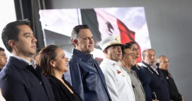 Reconoce Gobernador labor de Bomberos de San Juan del Río en defensa de Querétaro - RR Noticias