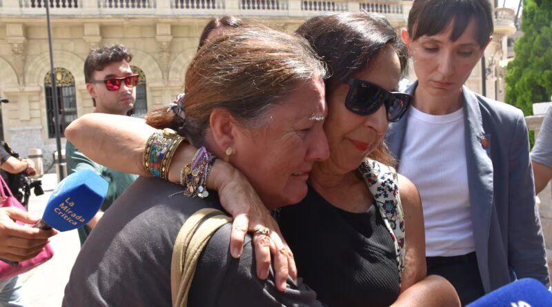 Robles también rechaza ir al Senado hasta que comience el periodo de sesiones