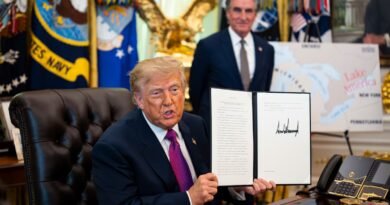 Trump firma una orden para llamar al lago Ontario “lago América”