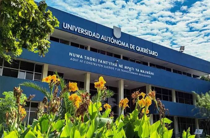 UAQ analiza clases virtuales por casos de COVID - RR Noticias