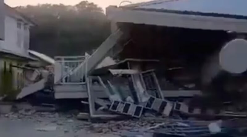 Un terremoto de 7,7 de magnitud sacude la costa de Indonesia
