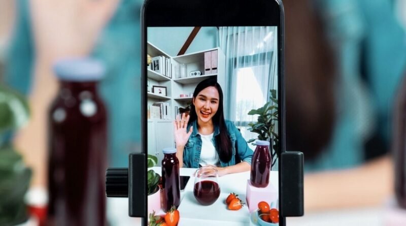 “Utilizaron mi cara para promocionar remedios falsos”: influencers hechos con IA venden una falsa idea de bienestar