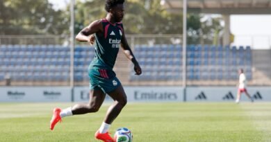 Vinicius renueva con el Real Madrid hasta 2032