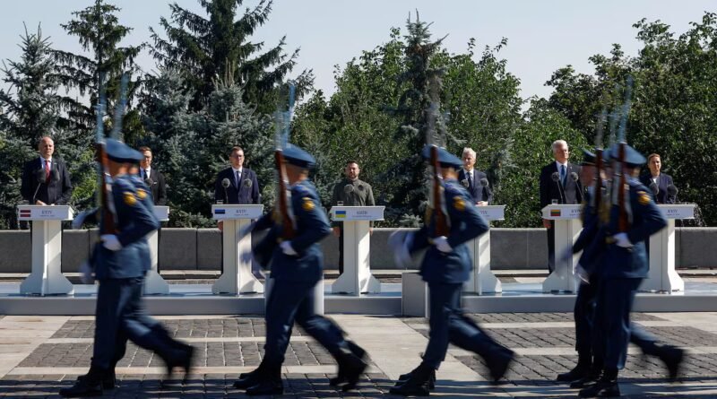 Zelenski alerta de que Putin prevé movilizar a 300.000 militares adicionales en Ucrania tras las elecciones de septiembre