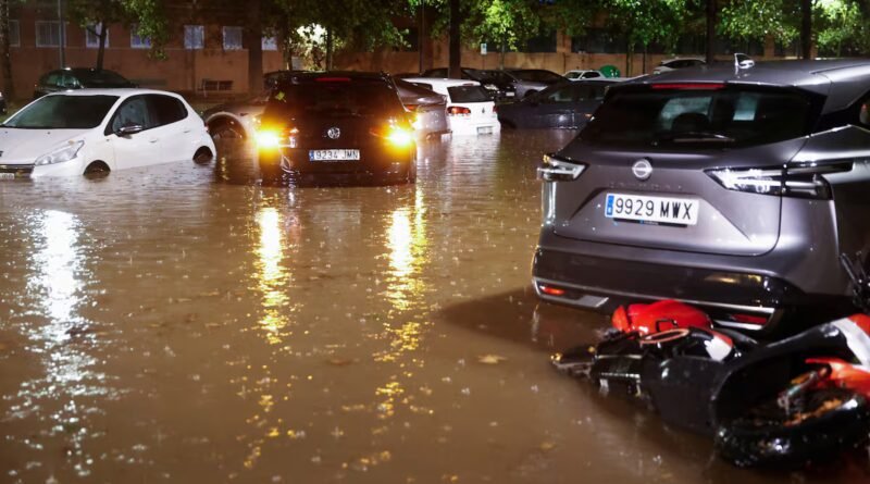 Aemet rebaja a amarillo el aviso por lluvias torrenciales en Campo de Cartagena y Mazarrón