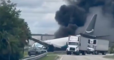 Al menos cinco muertos al salirse de la pista en el aeropuerto de Miami un avión de carga de Amazon