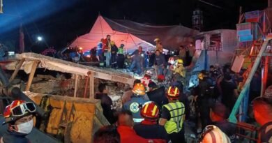 Al menos nueve muertos y decenas de heridos por una explosión de pirotecnia en una comunidad del Estado de México EL PAÍS