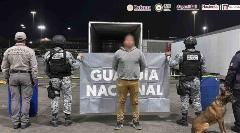 Aseguran 249 kilos de cocaína y fentanilo ocultos en un tractocamión en Tijuana - RR Noticias