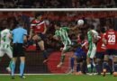 Bartra impulsa a un Betis que se estrena con victoria en Lille