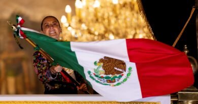 Claudia Sheinbaum defiende la soberanía y recuerda a los hermanos migrantes en su segundo Grito de Independencia