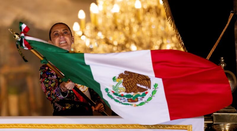 Claudia Sheinbaum defiende la soberanía y recuerda a los hermanos migrantes en su segundo Grito de Independencia