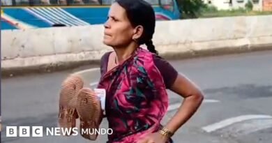 Cómo una madre que ganó una carrera descalza para poder comprar los útiles escolares de su hija se volvió viral - BBC News Mundo