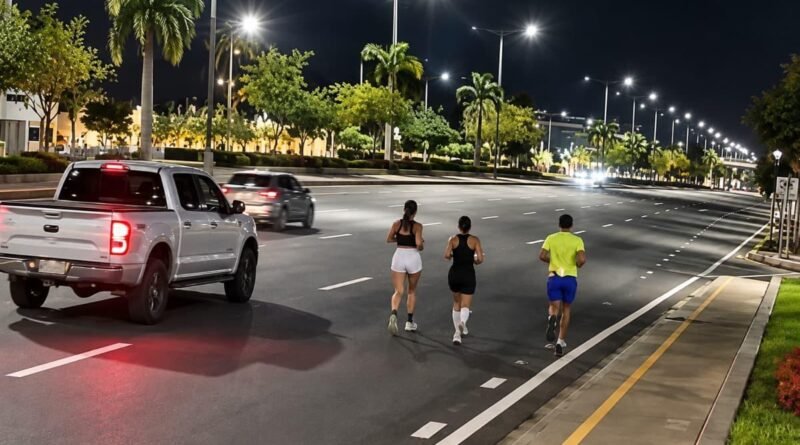 Corría escoltada cuando una camioneta la embistió: murió una mujer en Guayaquil - RR Noticias